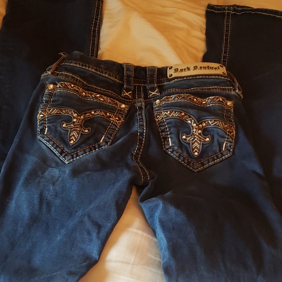 Jean's - Picture 3 of 3